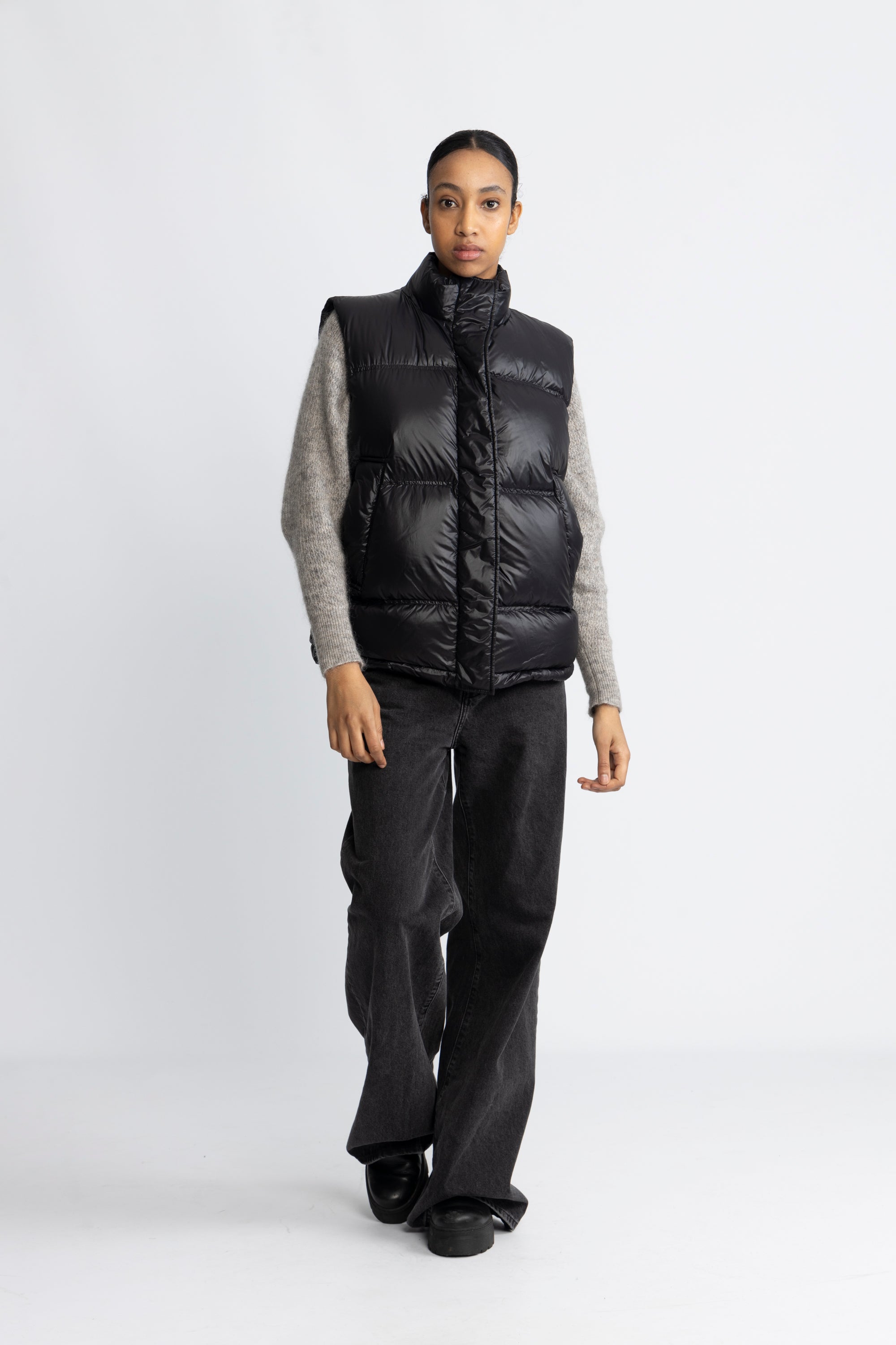 Steilia Down Vest - Black