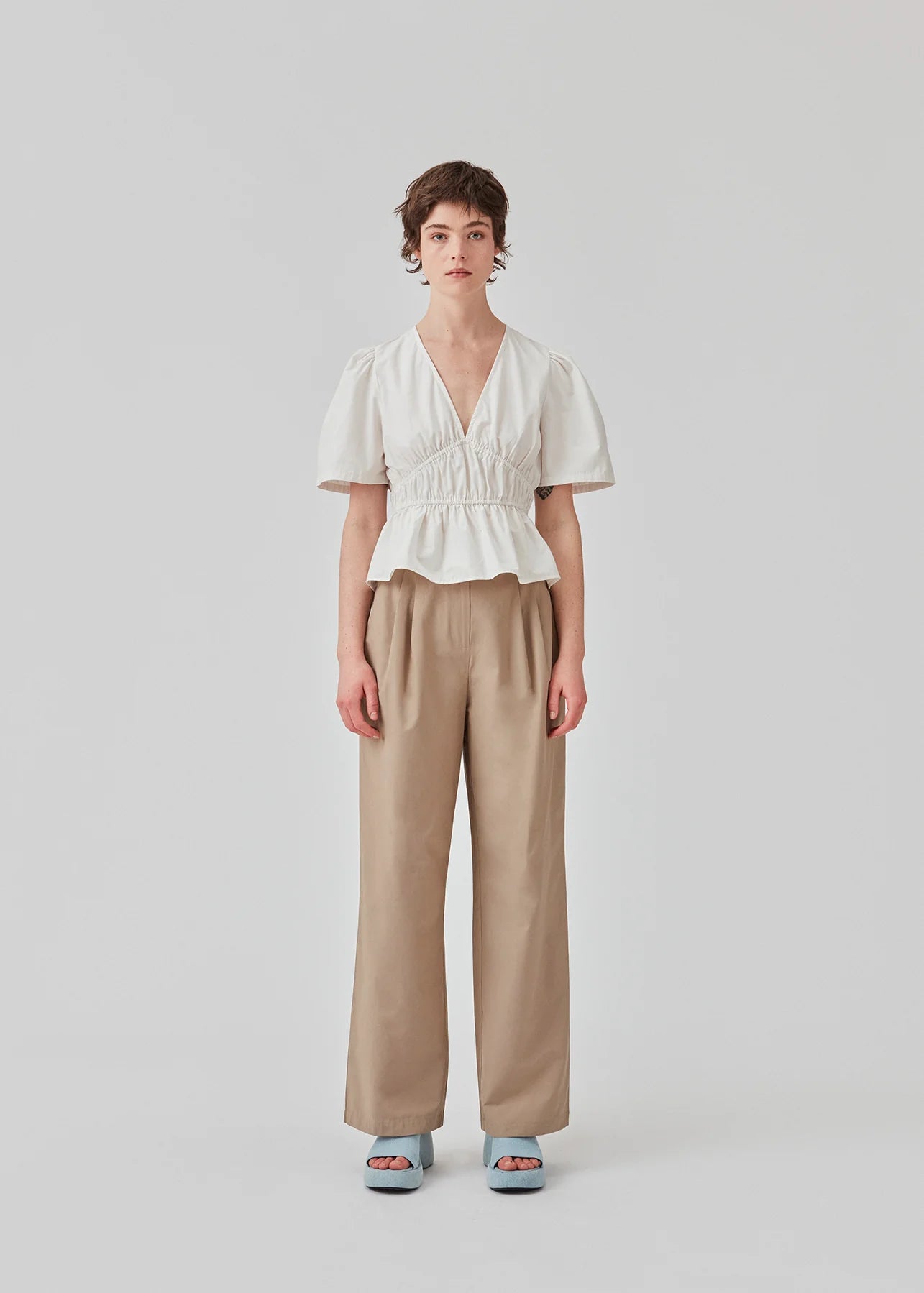 Deen Top - Soft White