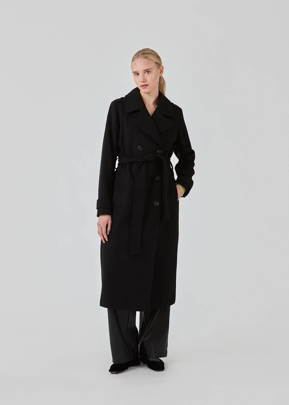 ShayMD Coat - Black