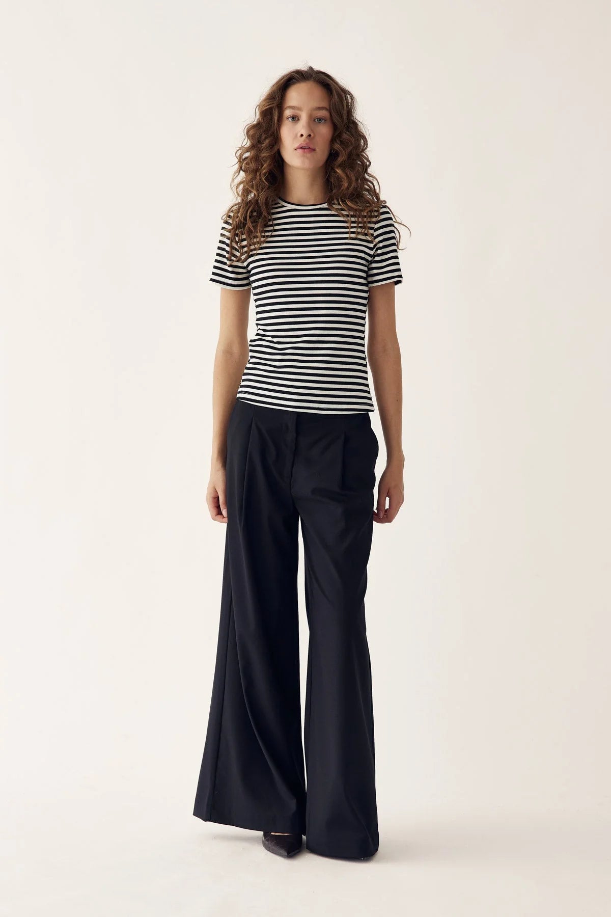 Lizzy Top - Ivory Black Stripe