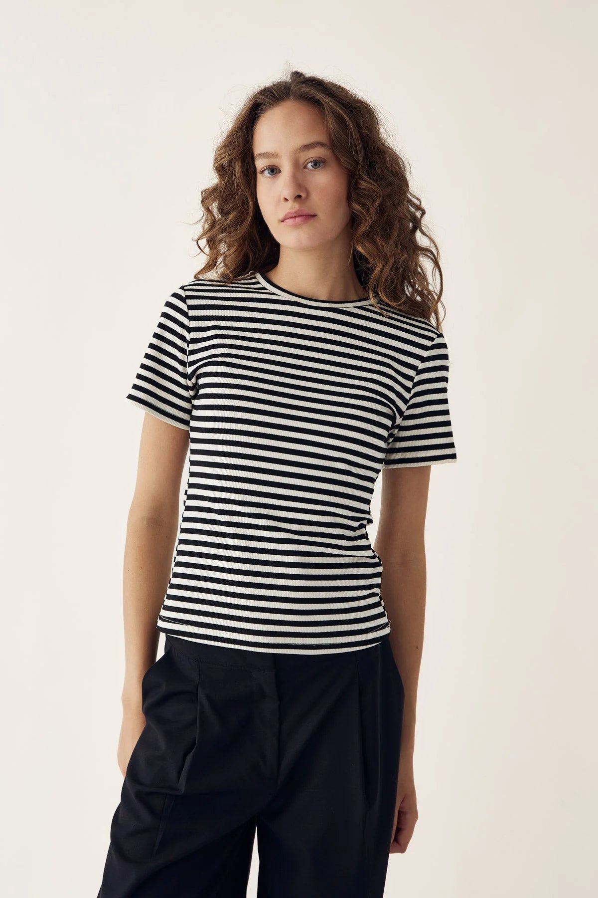 Lizzy Top - Ivory Black Stripe