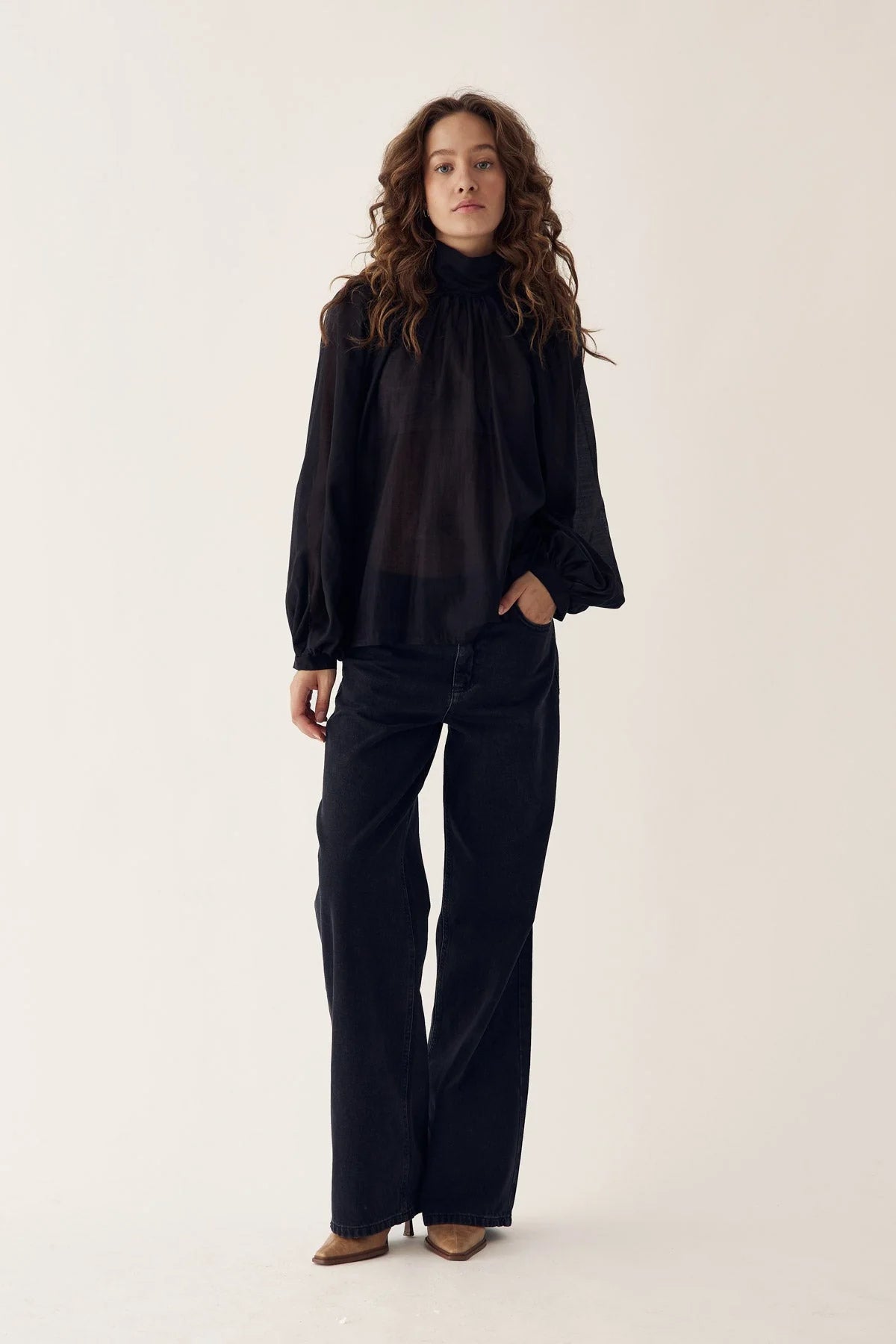Loris Blouse - Black