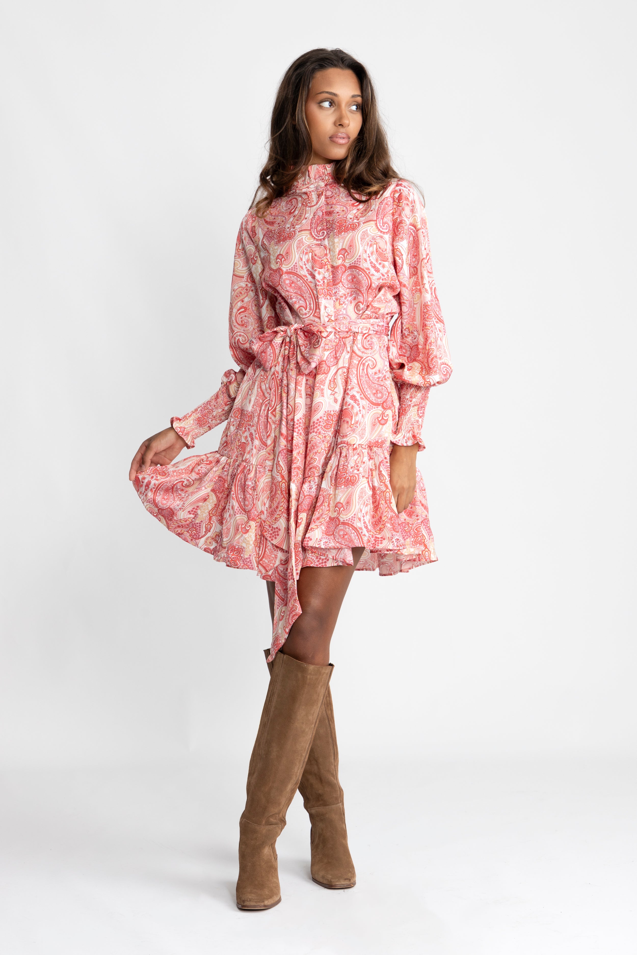 Saga Wide Dress - Coral Paisley