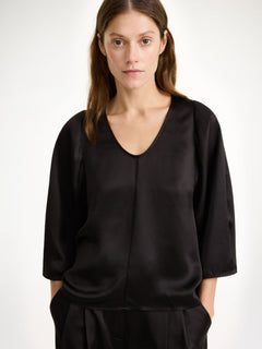 Calyas - Black