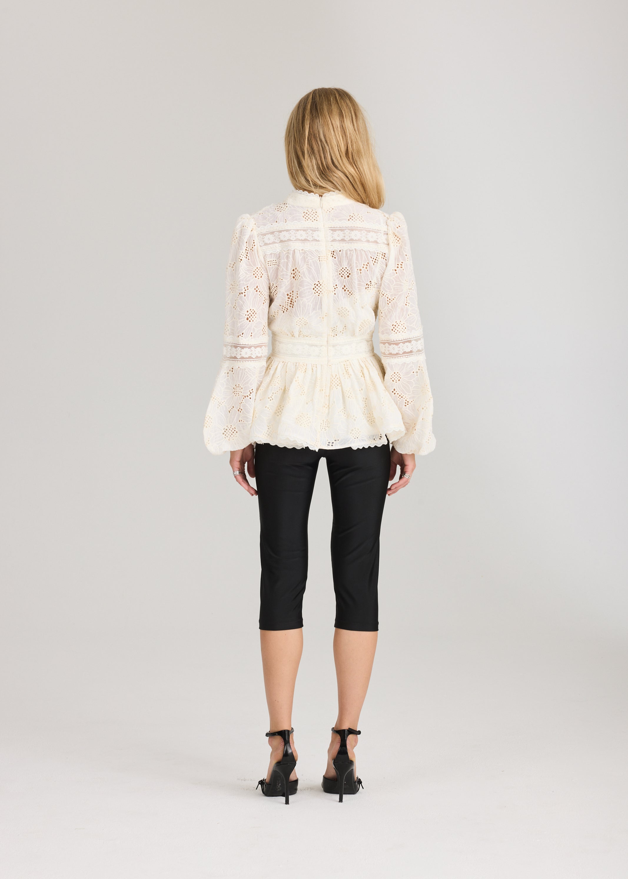 Aliah Daisy Blouse - Cream