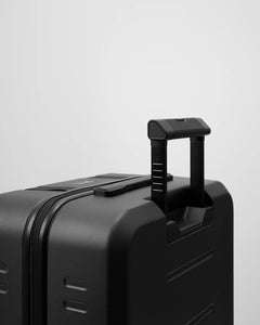 Ramverk Check-In Luggage Medium - Black Out