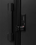 Ramverk Check-In Luggage Medium - Black Out