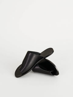 Rosa Vacchetta - Black