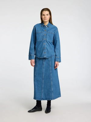 Evelyn Ls Shirt - Medium Blue Denim