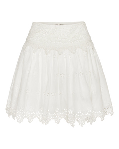 Gemma - White