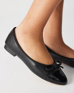 Ellison Ballerina - Black Leather