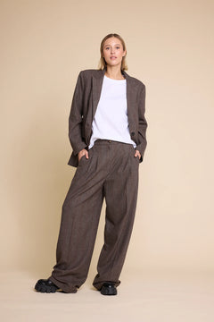 Ursula Wool - Brown Wo/ Stripe