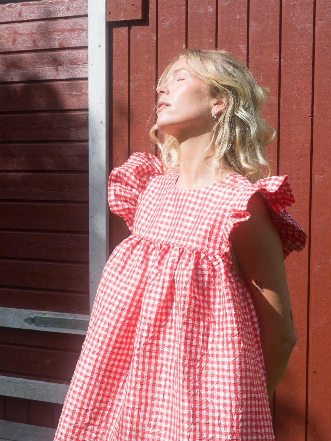 ganni red check dress Seersucker midi dress in red - Ganni
