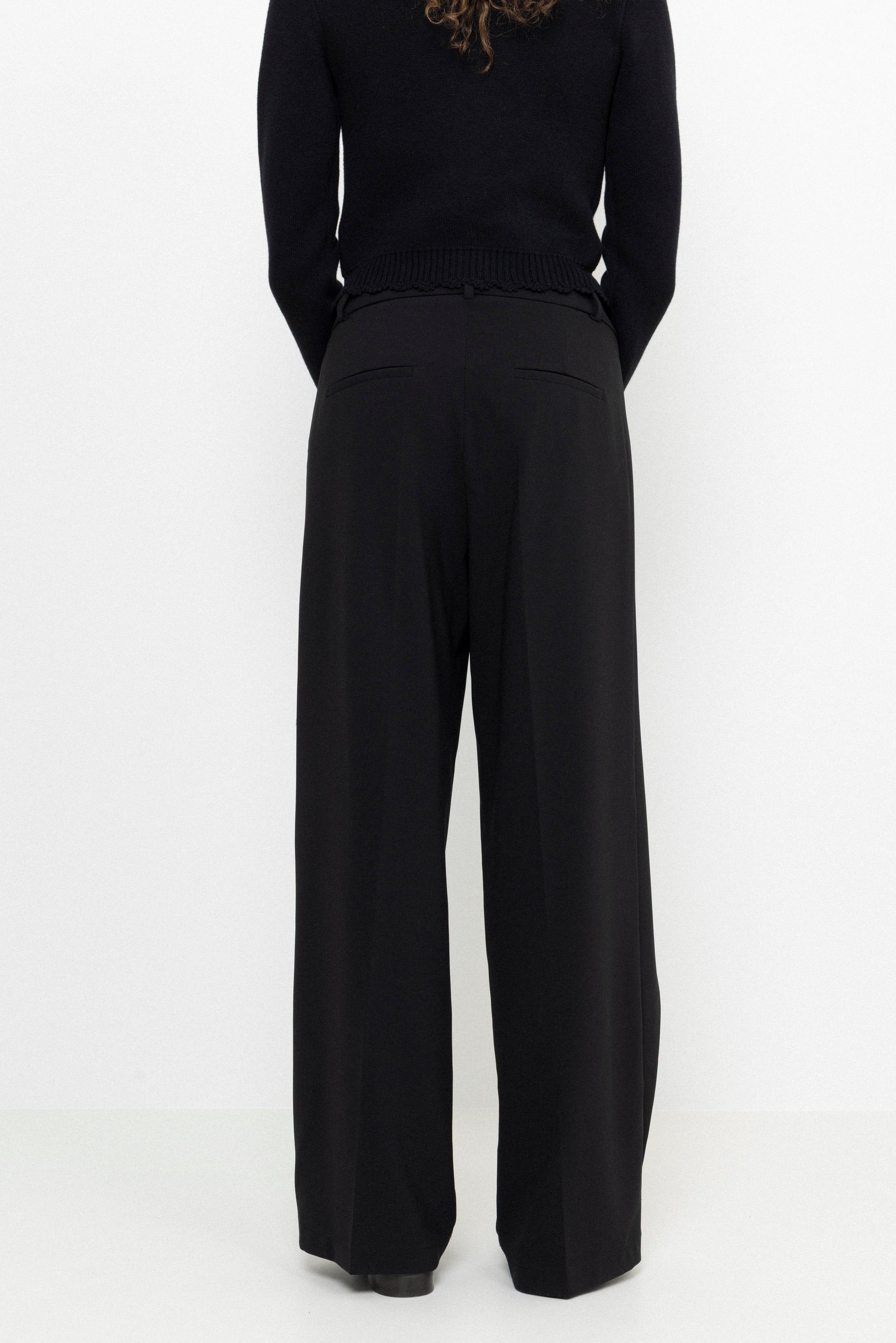 Anais Wrap Front - Black