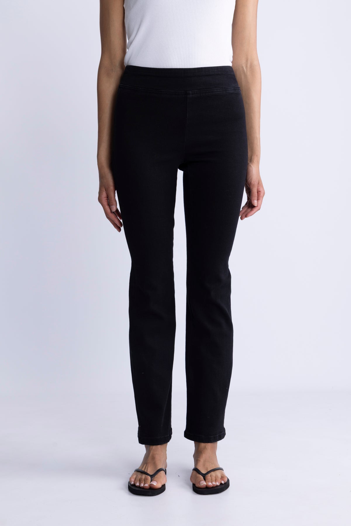 NikelasPW - Black