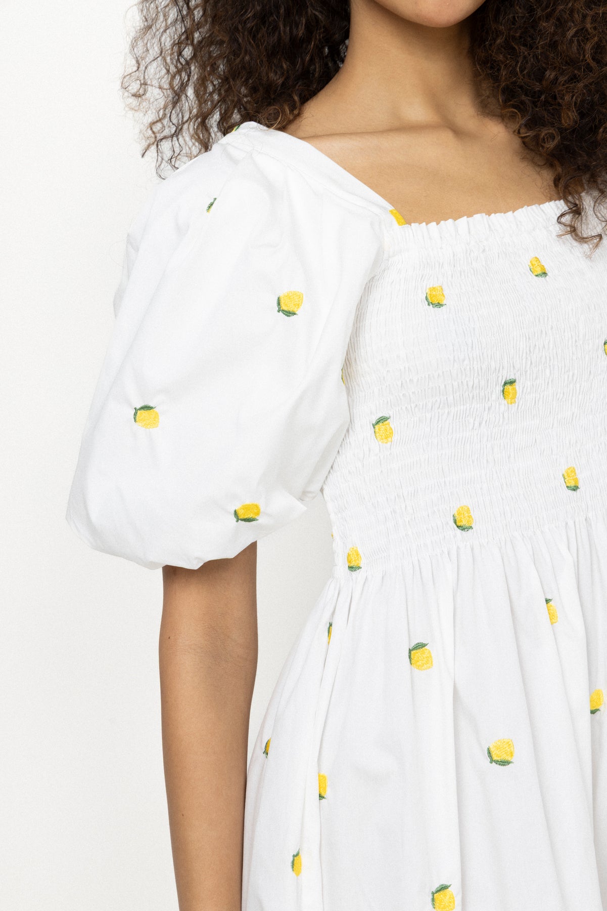 Cheri Fruit Dress - White/Yellow