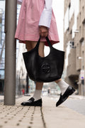 Medium Lili Tote - Black Pebbled