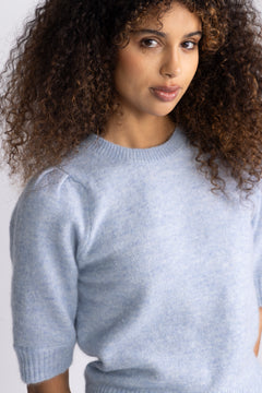 Lulu Ss Open Back Knit O-Neck - Cashmere Blue