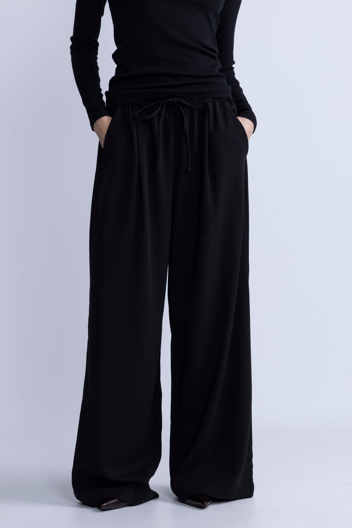 Jalen Henrika Pants - Black