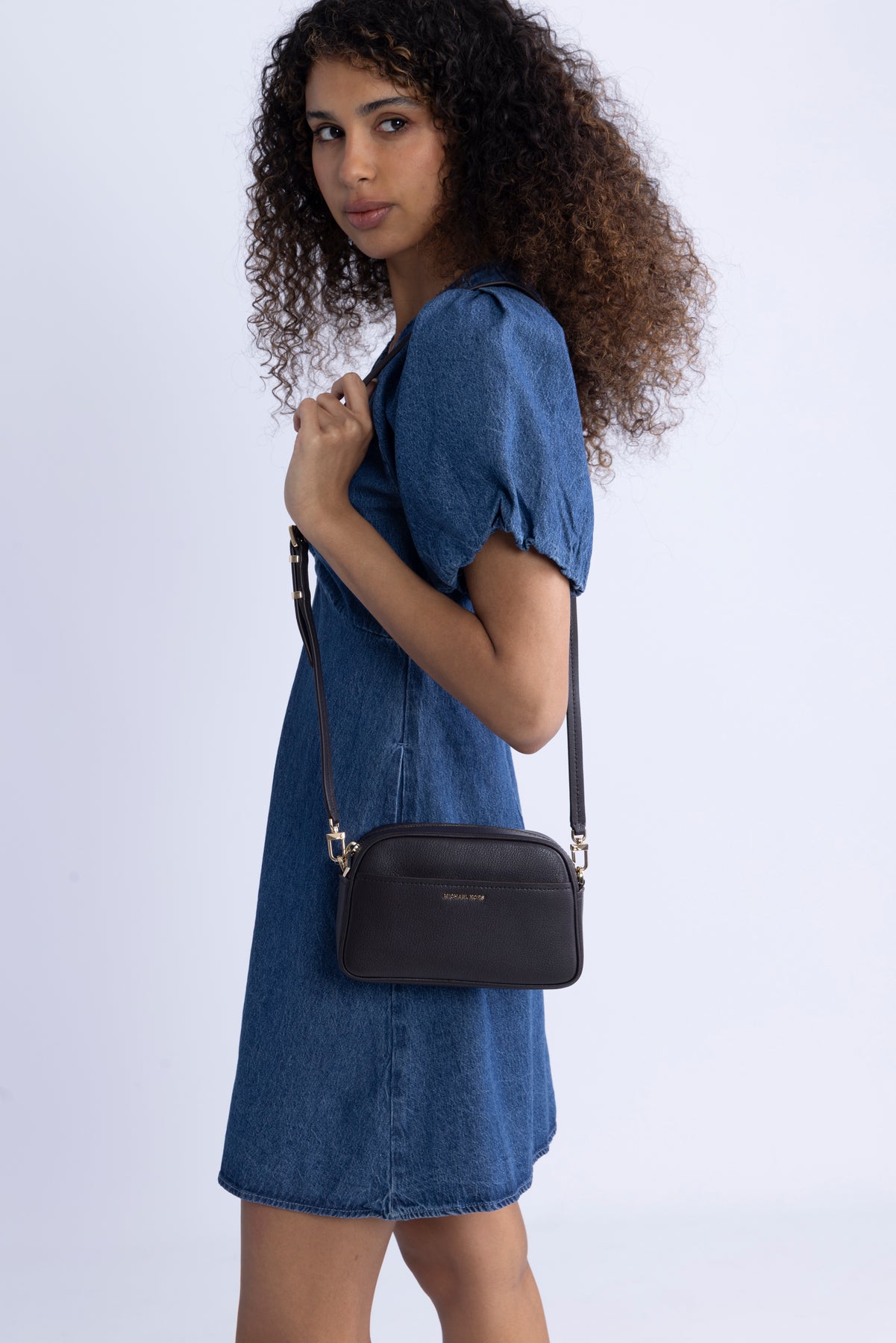 Jet Set Small Leather Camera Crossbody Bag - Chocolate