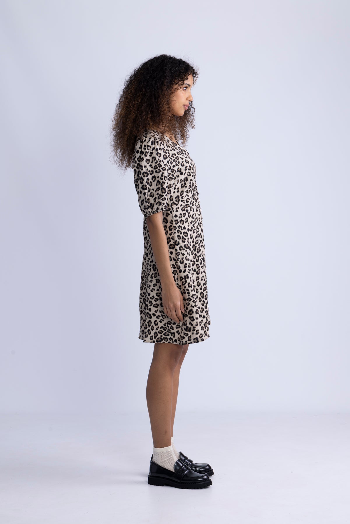 Kalani Vlora 2/4 Dress Aop - Humus Leo