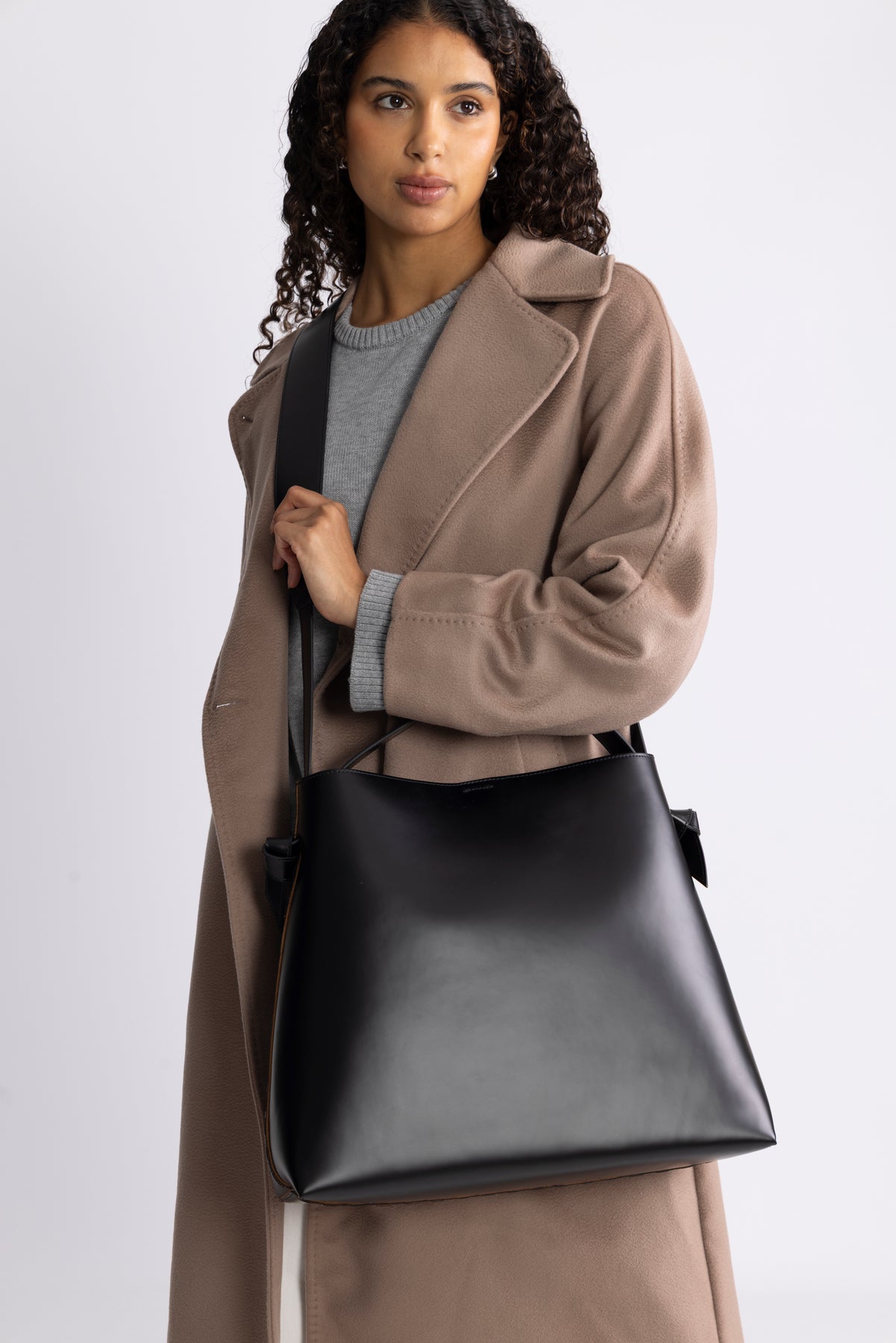 Stella Large Leather Bag - Black