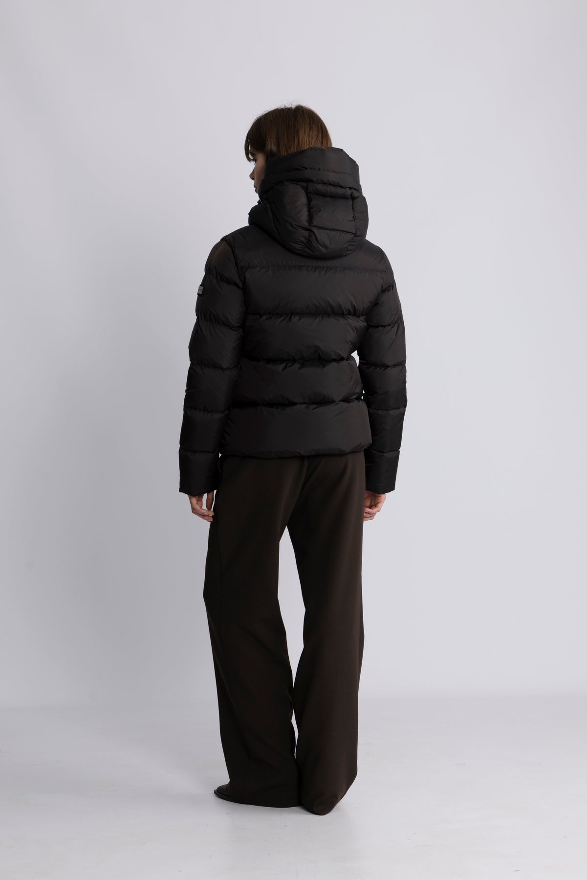 Stella Vital - Deep Brown