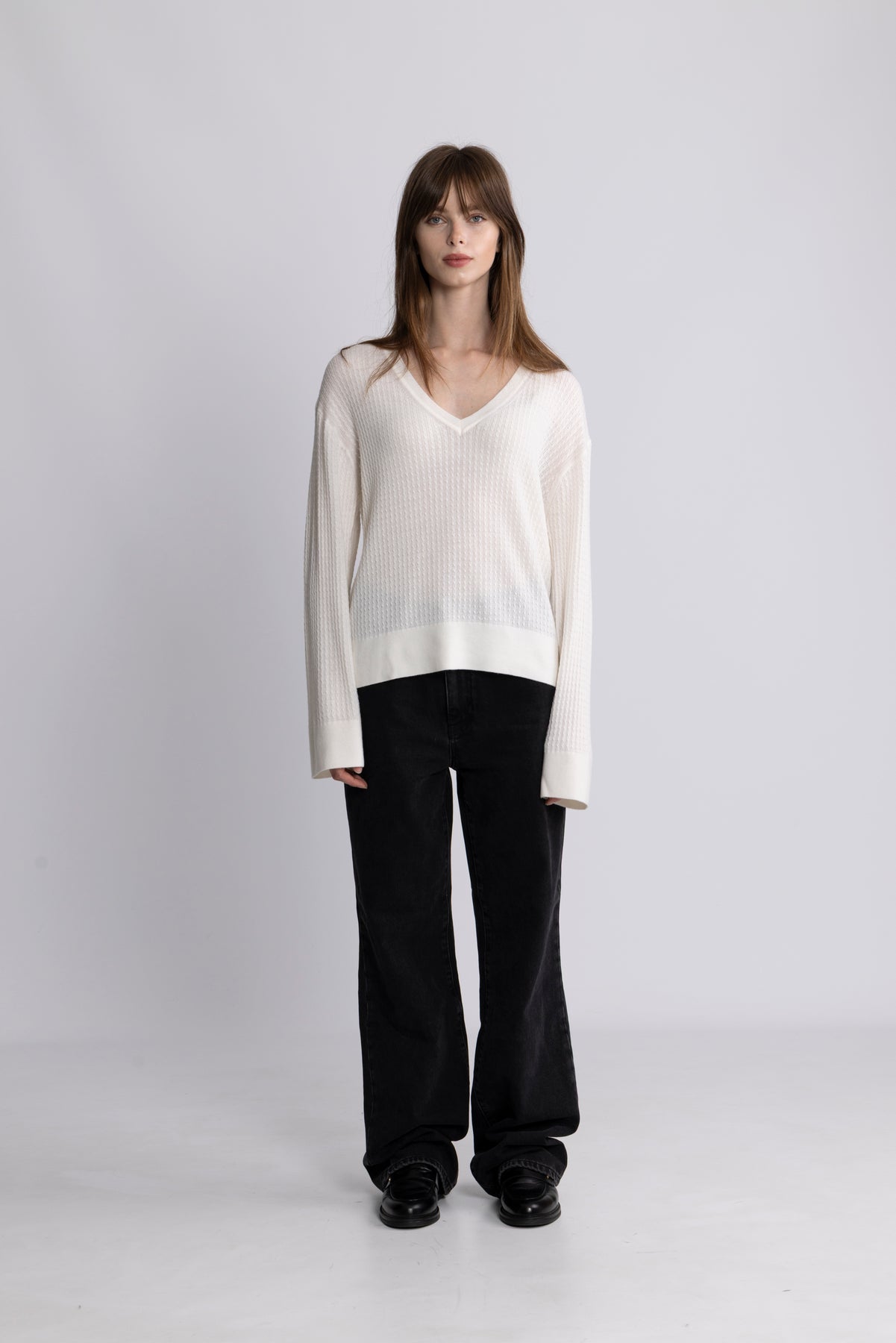 Thea Ls Knit Merino Deep V-Neck - Snow White