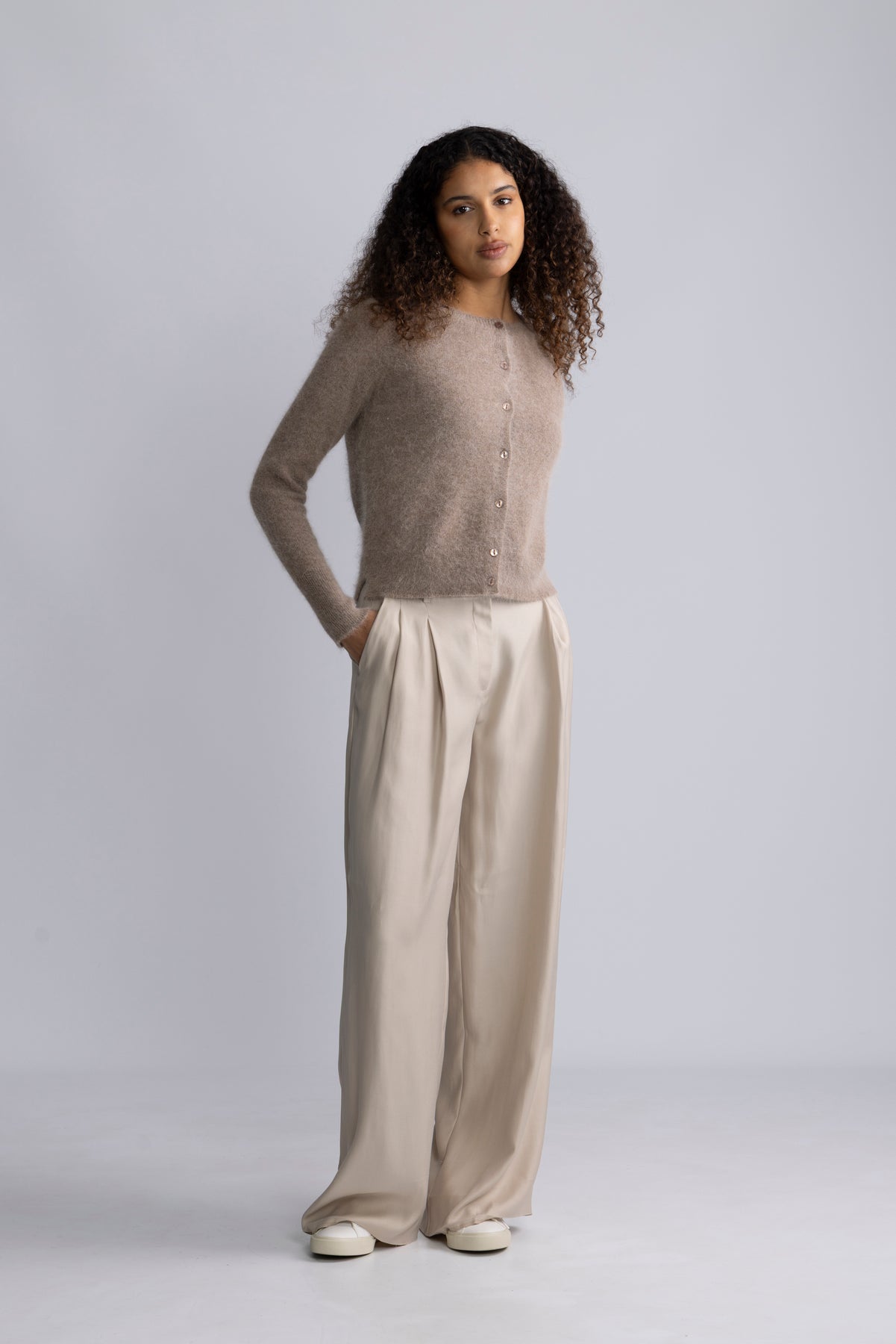 Eva Cardigan - Praline