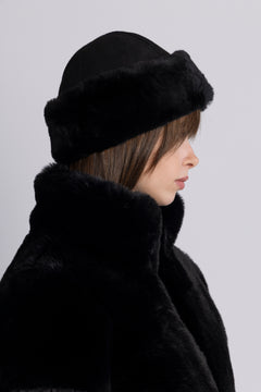 Dora Shearling Hat - Black