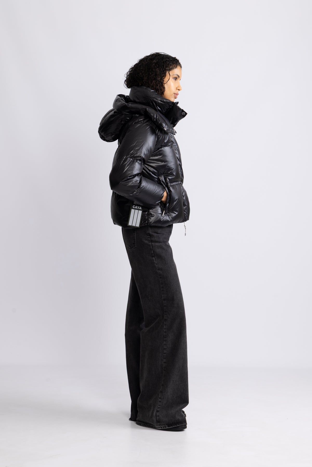 Debbie - Black
