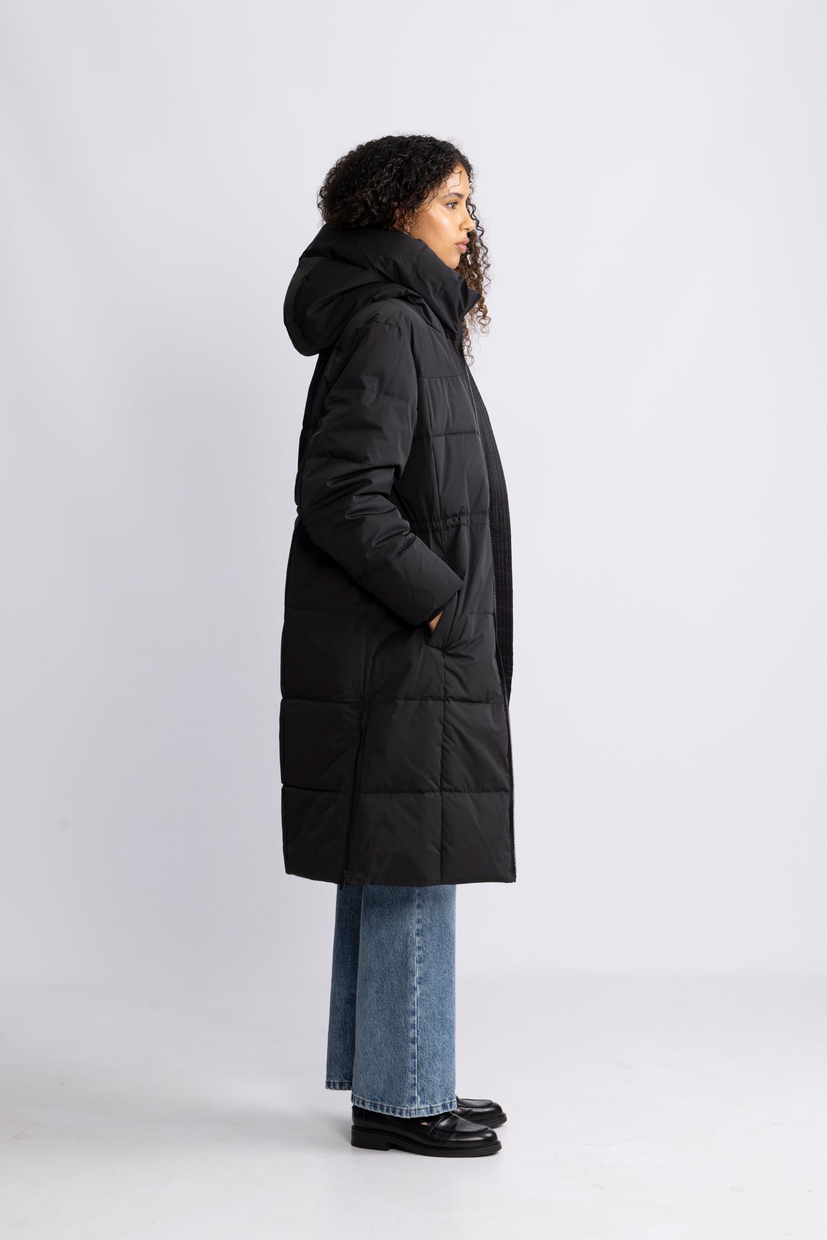 Zala Pavine Down Jacket - Black