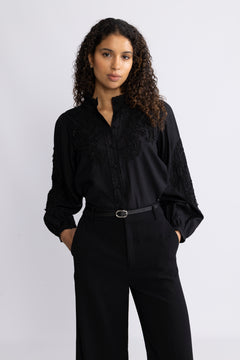 Yasmathilda Ls Beaded Shirt - Show - Black