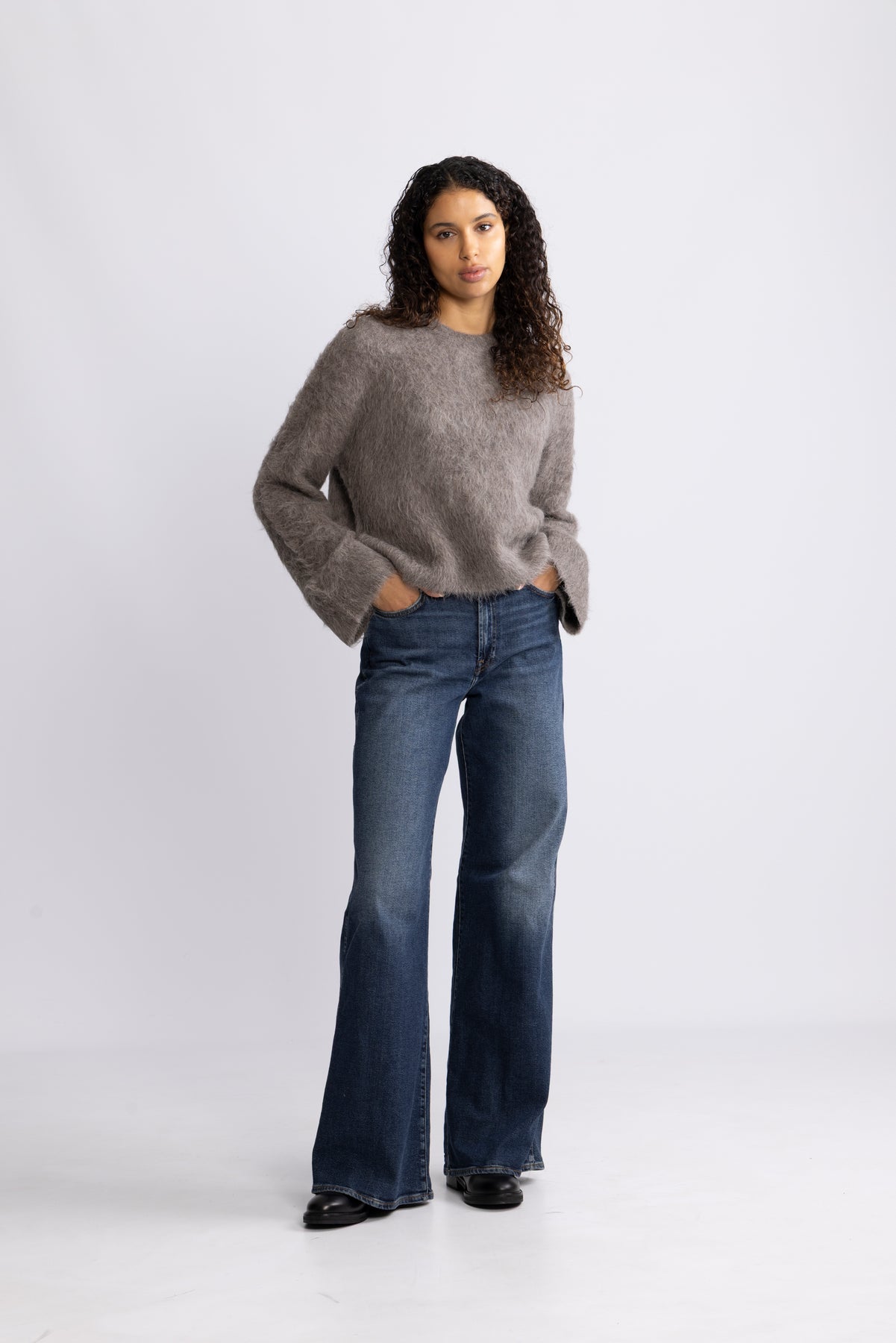 Piper Solid - Brown