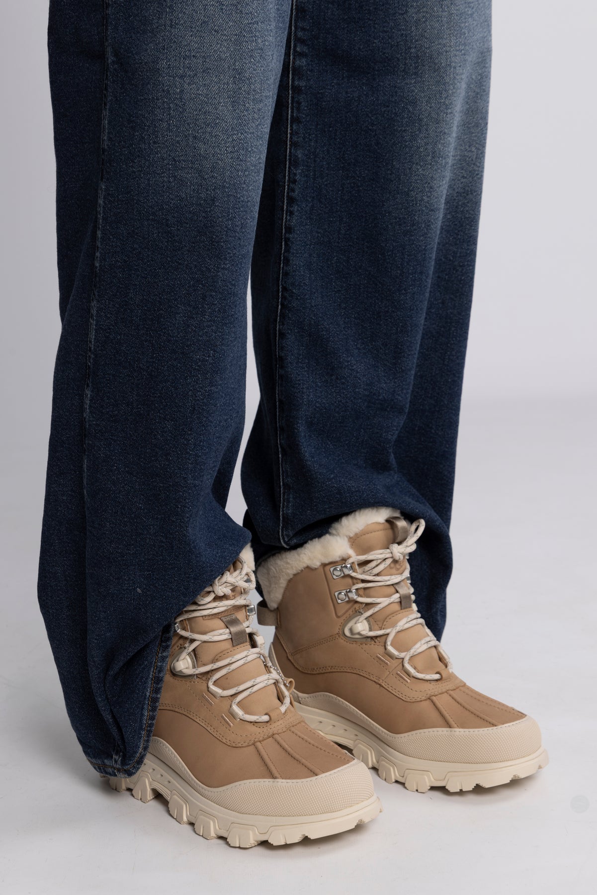W Adirondack Meridian Hiker - Sand