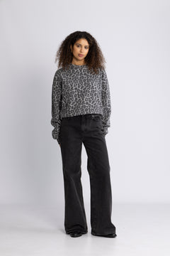 Miles Sweatshirt - Grey Leopard