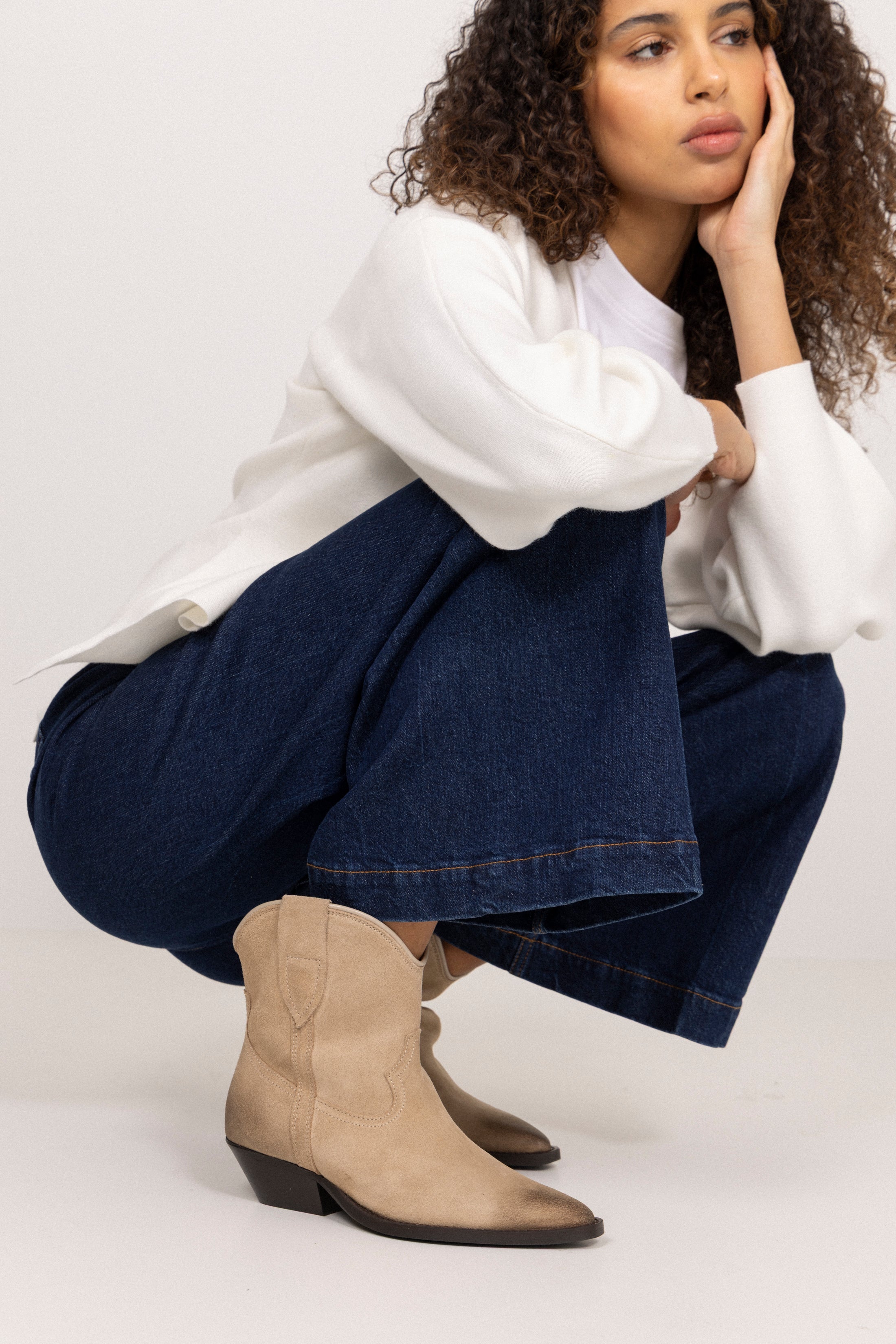 Jasmin Suede - Beige Suede