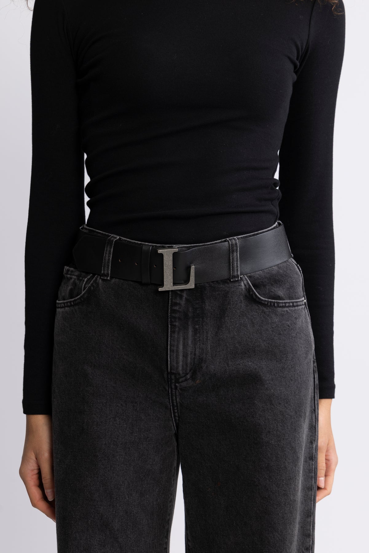 L-Belt - Black W/Silver