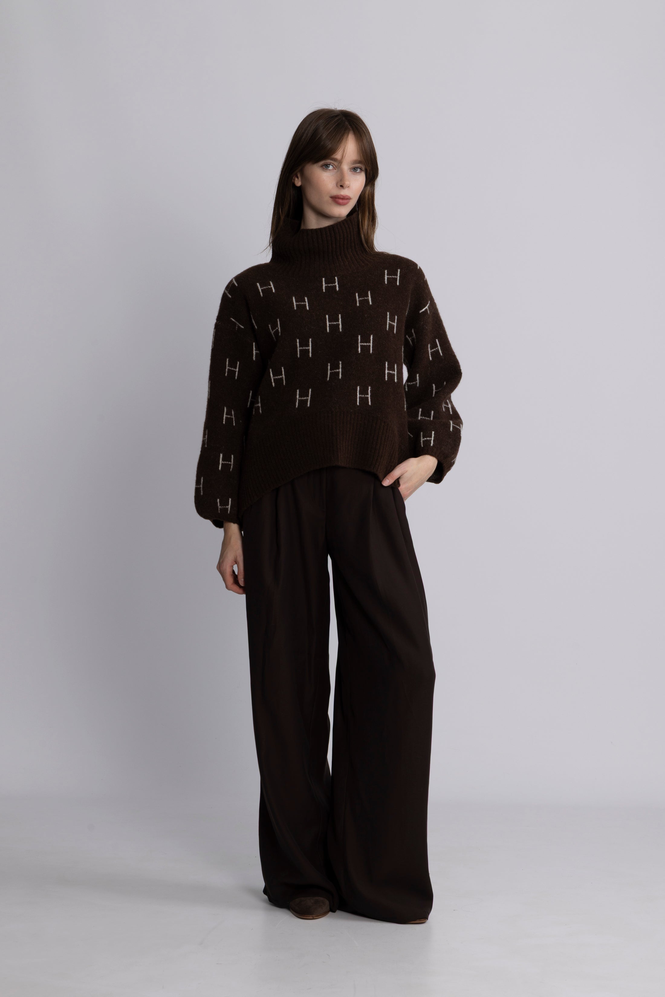 Fam Short Sweater - Dark Earth