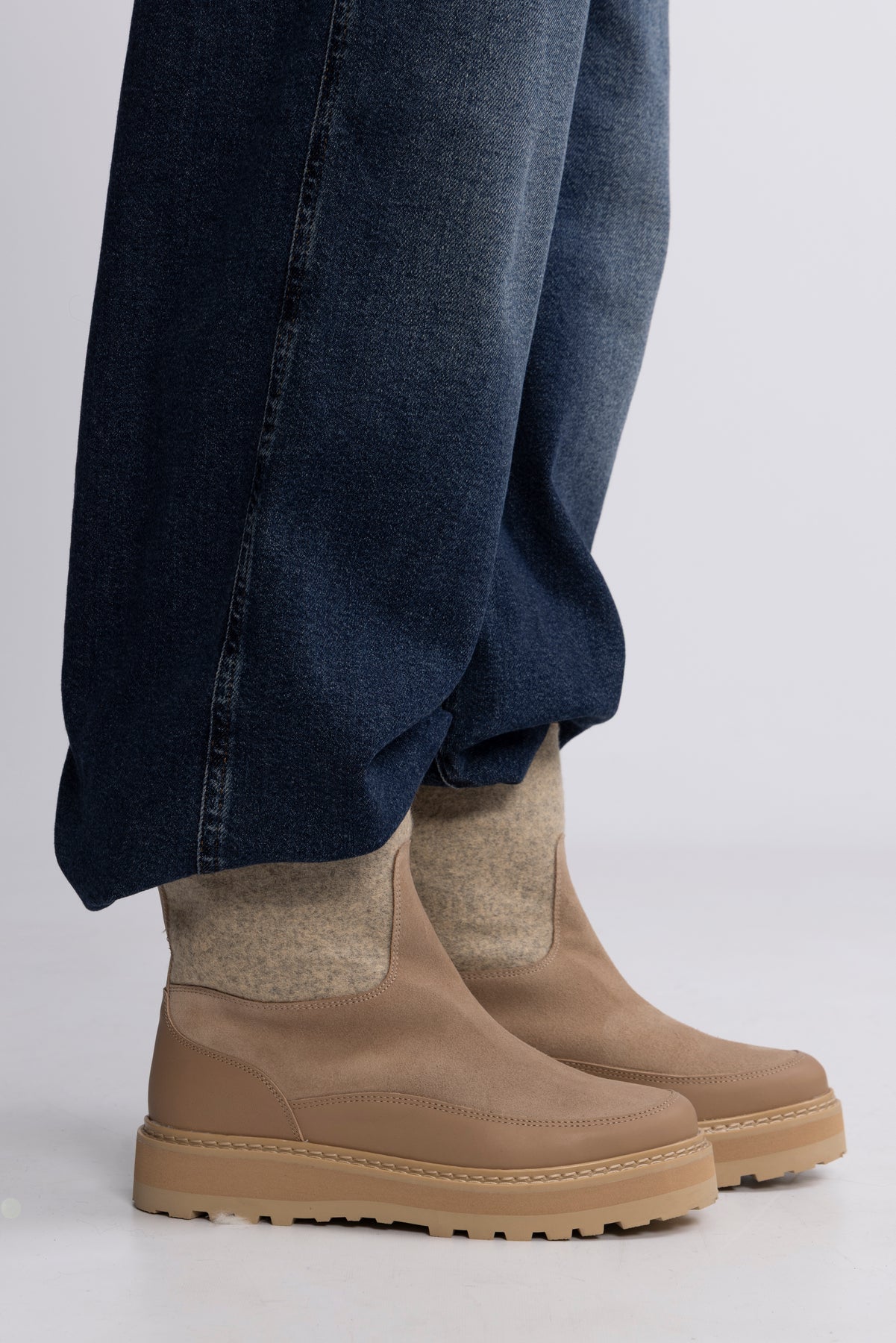 Tag Boot - Golden Beige