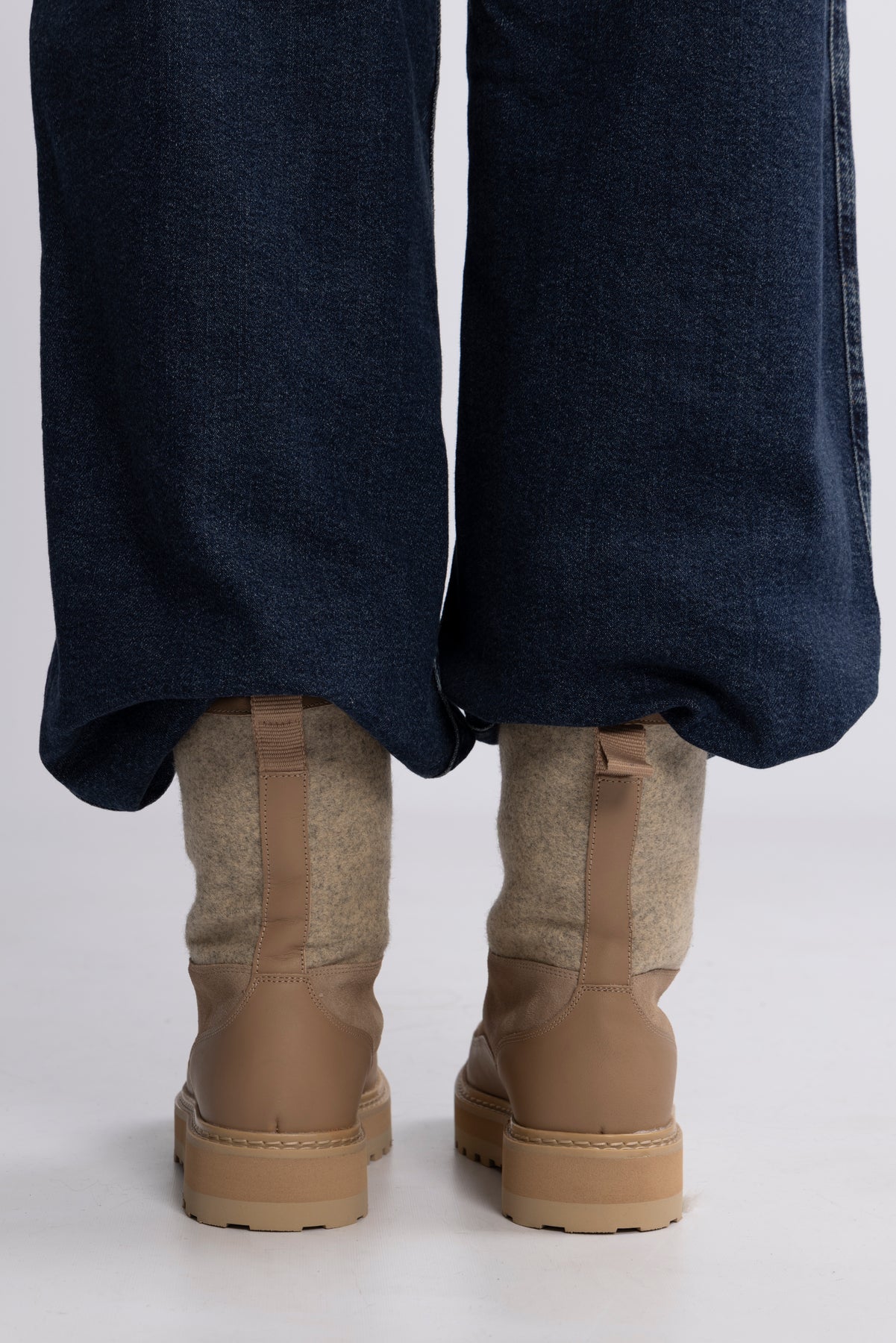 Tag Boot - Golden Beige