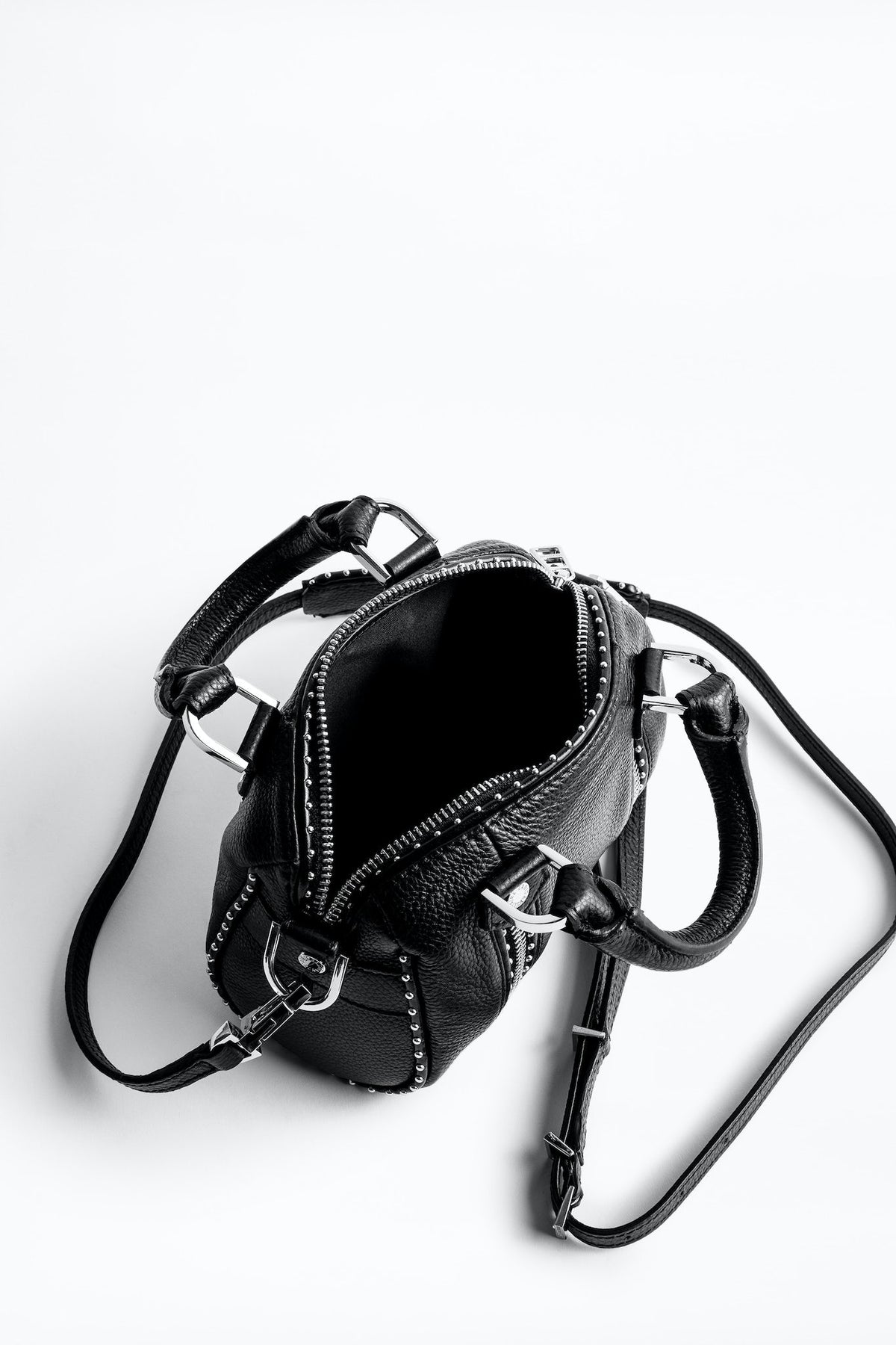 Sunny Nano Grained Leather + S - Noir