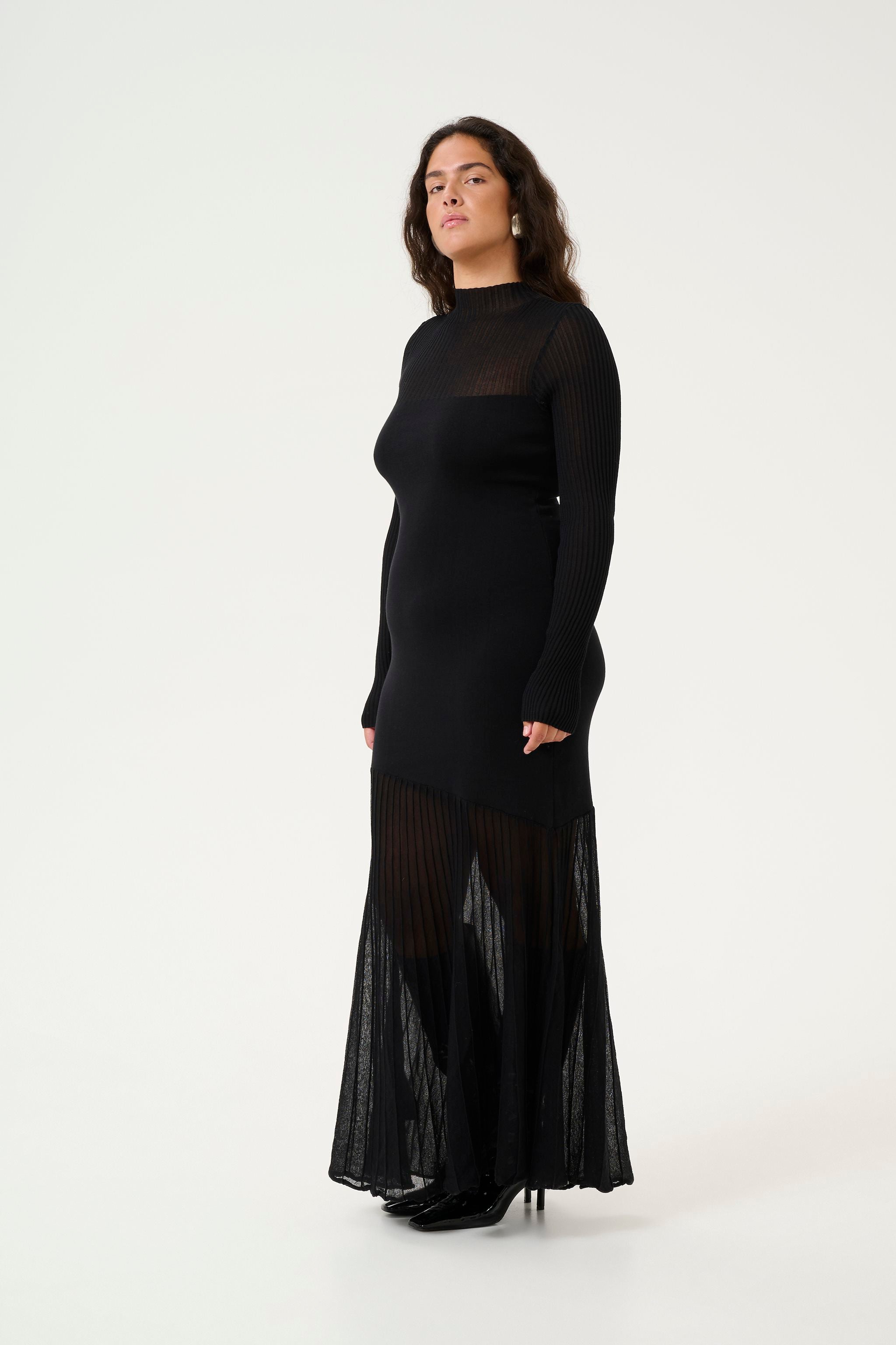 SameaGZ Long Dress - Black