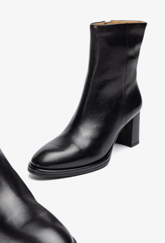 Lebit - Black