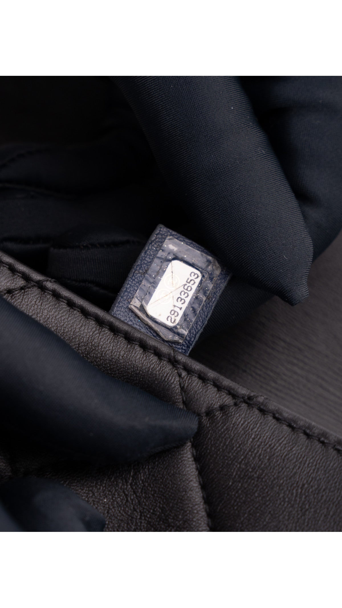 Chanel 19 Flap Bag - Black