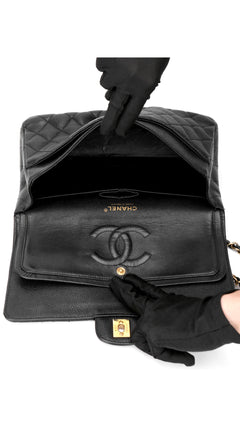 Chanel Classic Double Flap Bag Caviar I Medium - Black