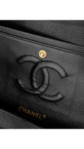 Chanel Classic Double Flap Bag Caviar I Medium - Black