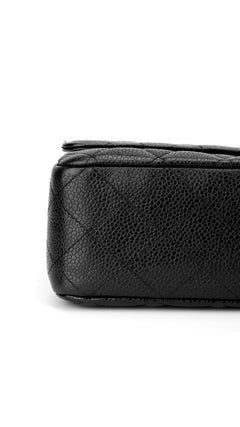 Chanel Classic Double Flap Bag Caviar I Medium - Black