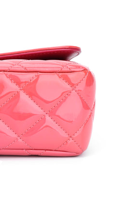 Chanel Classic Single Flap Bag Medium - Pink