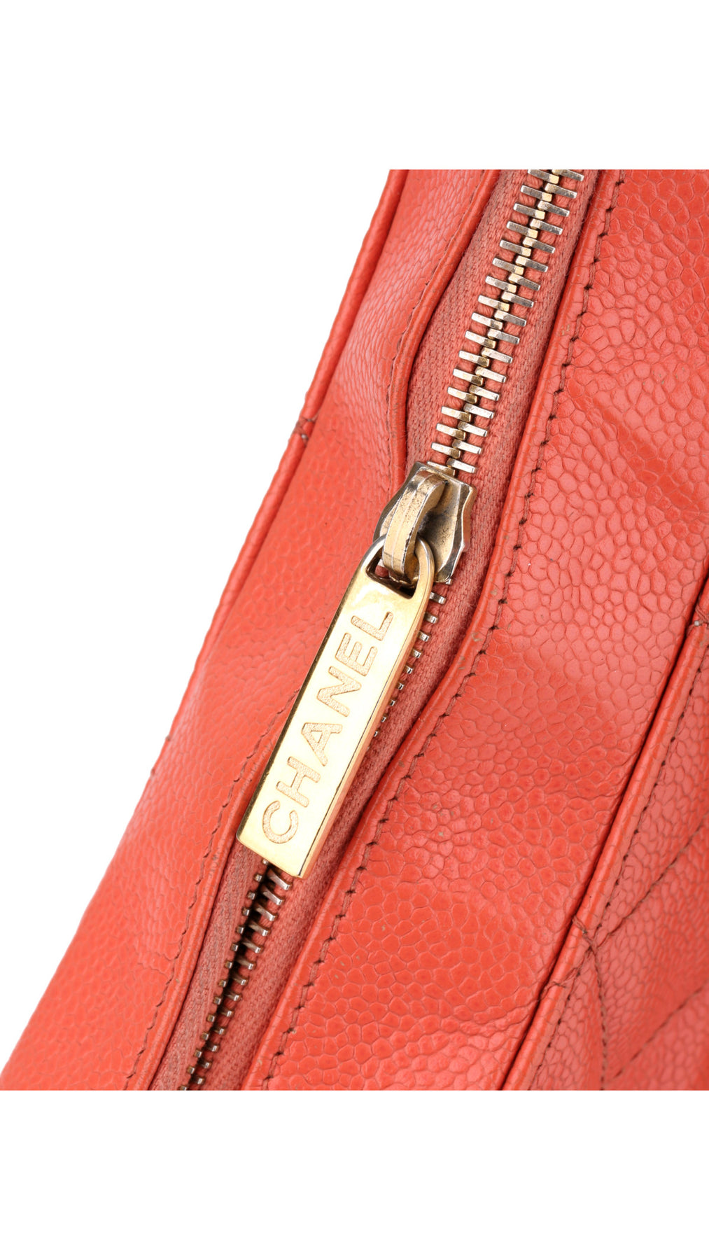 Chanel Shoulder Bag Cc-Logo - Coral Red